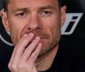 阿隆索坦言失控更衣室，皇马西超杯失利后解雇主帅|哈维·阿隆索|马卡电台|体能|电台|巴塞罗那_新浪体育_新浪新闻