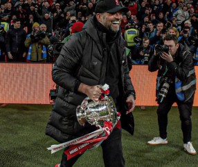 “二队”承惠克洛普师恩，十冠王红军吃定六连亚豪车